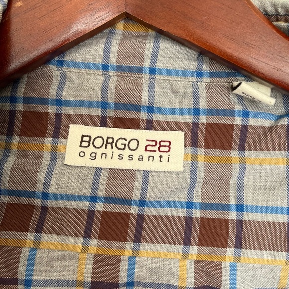 Plaid Button-Up Shirt size medium - Picture 5 of 5